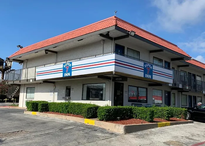 Super 7 Inn Dallas-Southwest