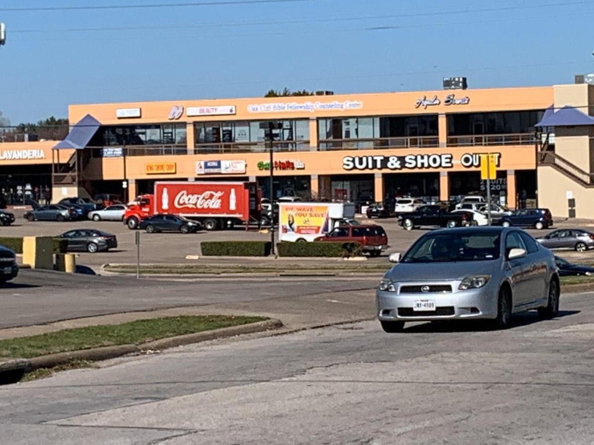 Super 7 Dallas-southwest Motel