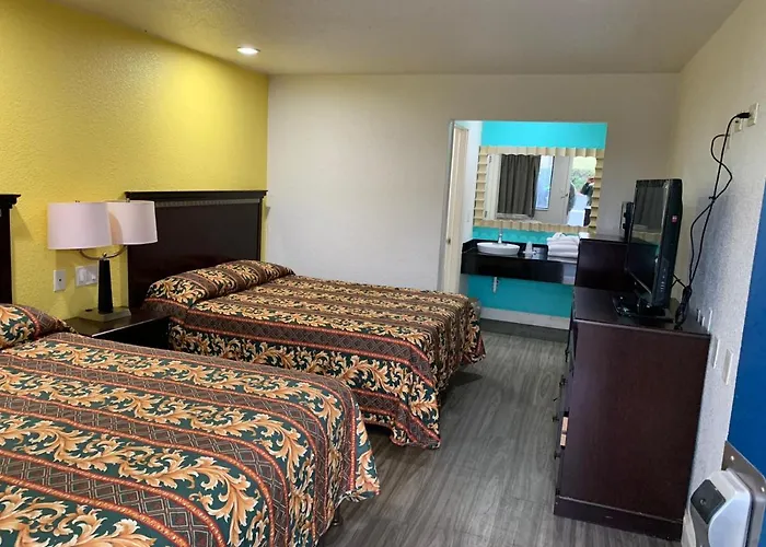 Super 7 Inn Dallas-Southwest